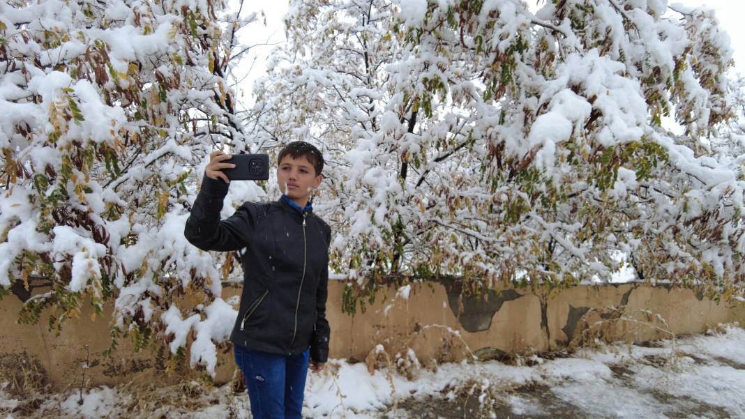 3 ilimiz beyaz örtüyle kaplandı! Kar kalınlığı 26 santimetre 21